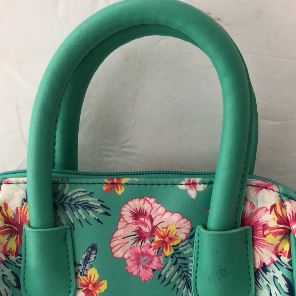 Betsey Johnson Handbag Crossbody Floral Green - Picture 2 of 10